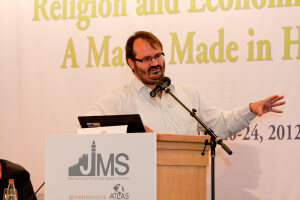 Seth J. Frantzman speaking at a Jerusalem Institute for Market Studies conference in 2011 (Photo by Yonit Shiller from Frantzman's website http://www.sethfrantzman.com)