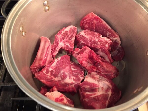 lamb meat in pot