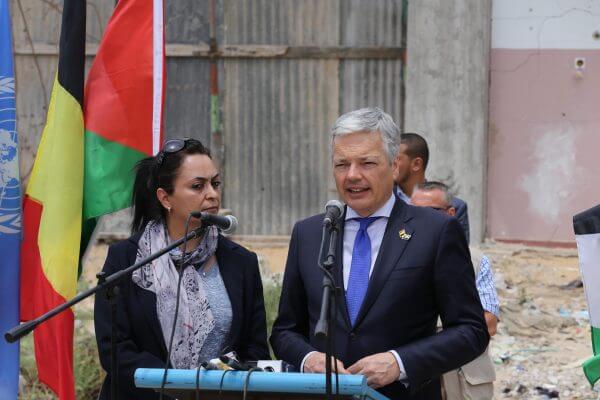 The Belgian Foreign Minister Didier Reynders arrived Tuesday morning in Gaza Strip via the Israeli-controlled (Erez) Beit Hanoun crossing, only one day after Turkish and Swiss ambassadors’ visit to the Strip. Copyright Mohammed Asad 2016 All Rights Reserved