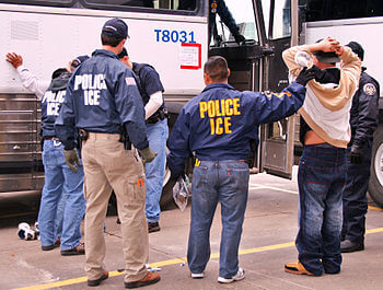 English: ICE Special Agents (U.S. Immigration ...