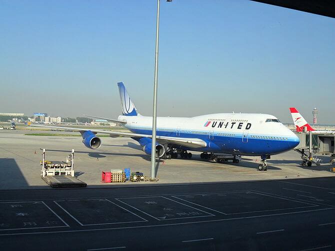 United Airlines Boeing B747-400 (Photo credit: Wikipedia)