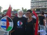 Uri Avnery at a Hadash protest in Israel against the Lebanon war 2006. Photo courtesy of Wikipedia.